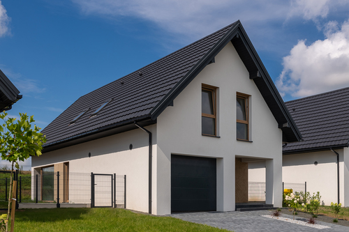 swisspor Polska po fuzji z CREATON: nowy gigant materiał&oacute;w budowlanych rusza z Olkusza